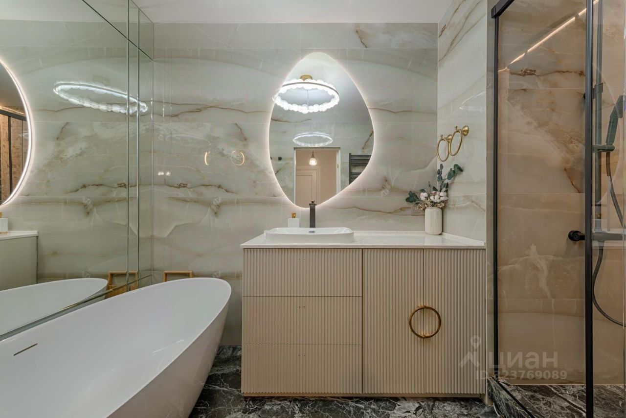 Продажа 3-комн квартиры на вторичном рынке Королев, Пионерская улица, 13к3