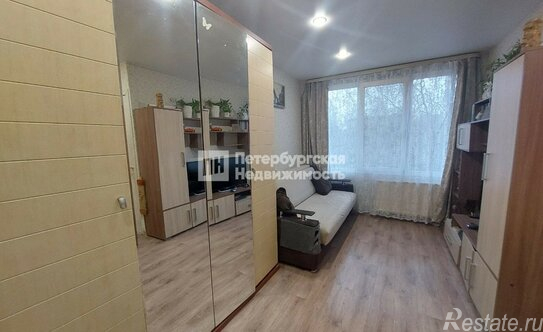 Продажа 3-комн квартиры на вторичном рынке Стачек пр-кт,  д. 204