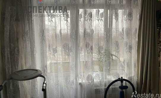 Продажа 2-комн квартиры на вторичном рынке улица Чугунные Ворота,  д. 15