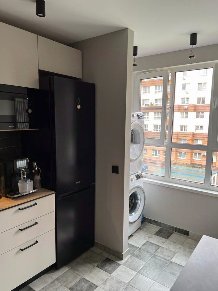 Продажа 3-комн квартиры на вторичном рынке Лопатино пгт, улица Сухановская, 37