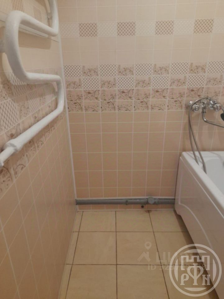 Продажа 3-комн квартиры на вторичном рынке Сланцы, улица Баранова, 4