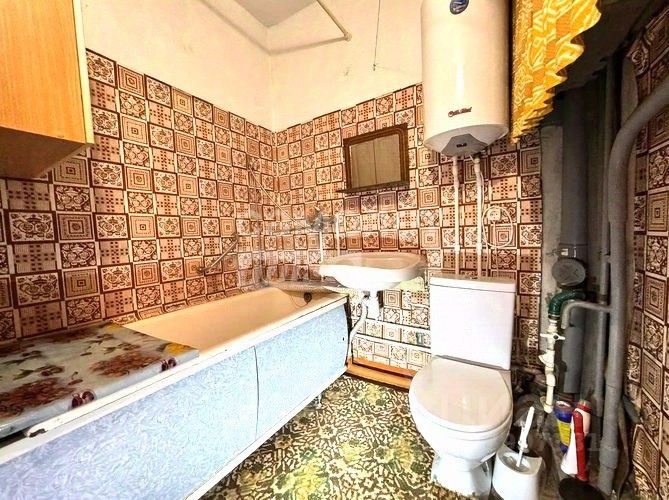 Продажа 1-комн квартиры на вторичном рынке Рошаль, улица Химиков,  д. 7