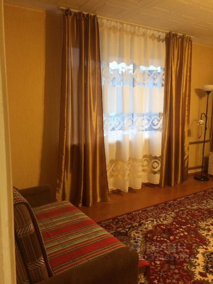 Аренда 1-комн квартиры на вторичном рынке 5-й мкр,  д. 5