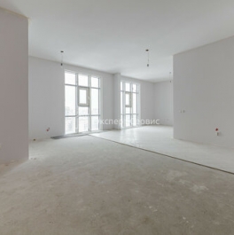 Продажа 6-комн квартиры на вторичном рынке улица Дыбенко