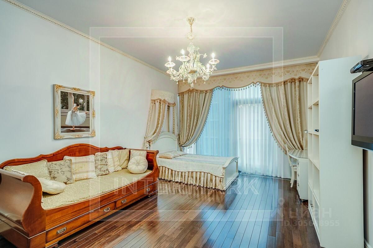 Продажа 6-комн квартиры на вторичном рынке улица Климашкина, 17С2