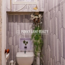 Продажа 2-комн квартиры на вторичном рынке улица Ватутина,  д. 18