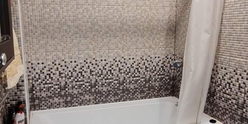 2-комн квартира поселок Металлострой, Центральная улица,  д. 19,  к. 3