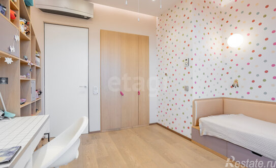 Продажа 2-комн квартиры на вторичном рынке Юрия Гагарина пр-кт,  д. 7