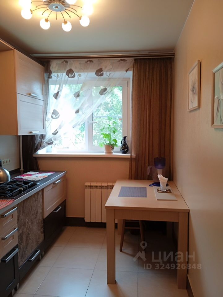 Продажа 3-комн квартиры на вторичном рынке Коломна, улица Ленина, 76