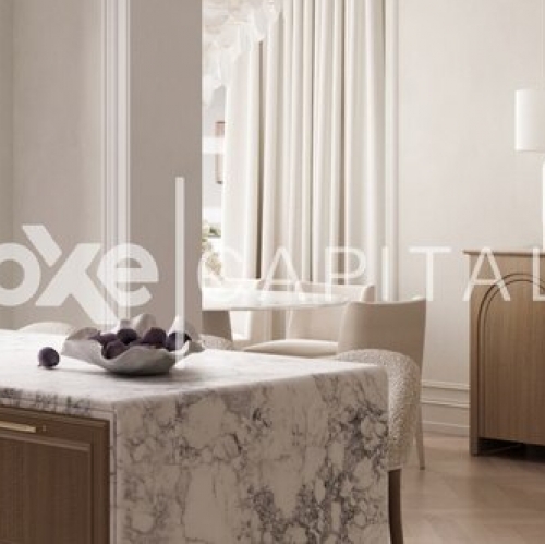 4-комн квартира улица Архитектора Власова,  д. 18