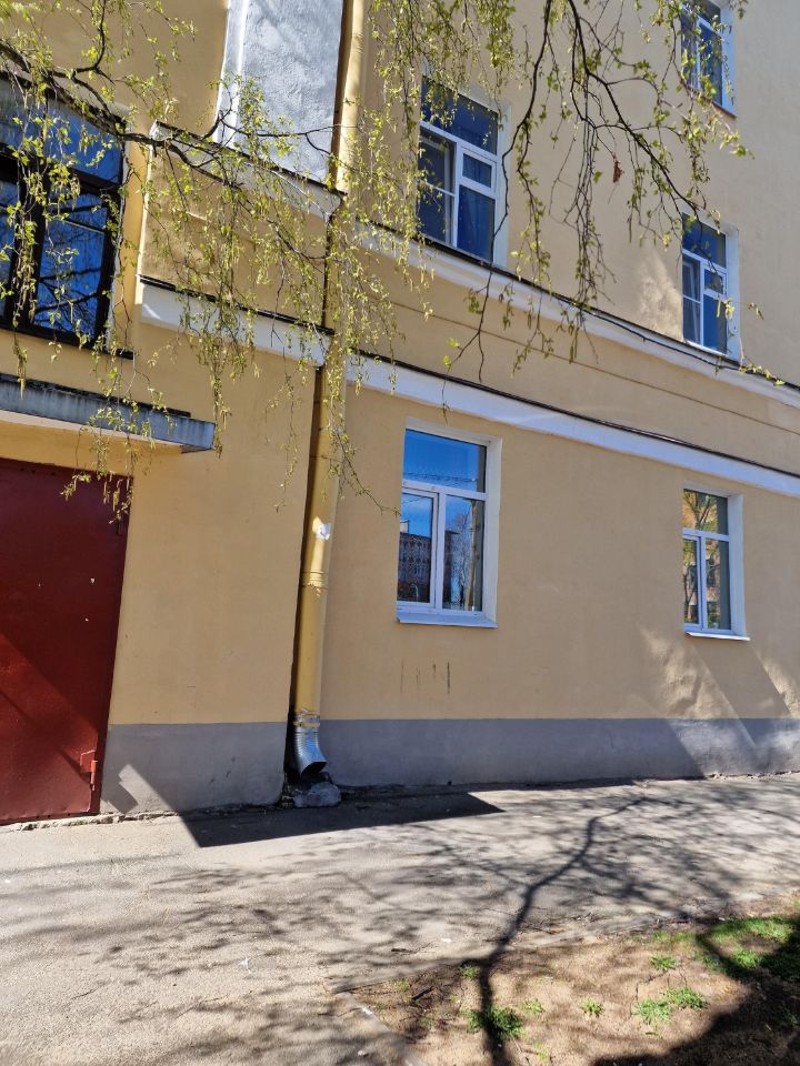 Продажа 3-комн квартиры на вторичном рынке Кронштадт, Пролетарская улица, 18