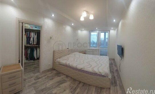 Продажа 4-комн квартиры на вторичном рынке ул Елецкая,  д. 22/25