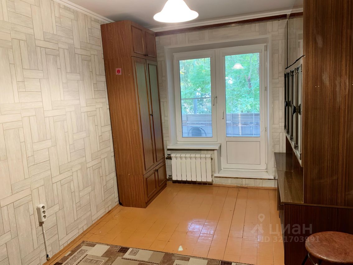 Продажа 3-комн квартиры на вторичном рынке Воронежская улица, 28К1