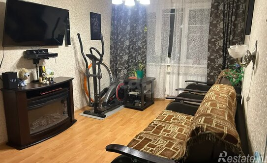 Продажа 1-комн квартиры на вторичном рынке Колпино г, Трудящихся б-р,  д. 8