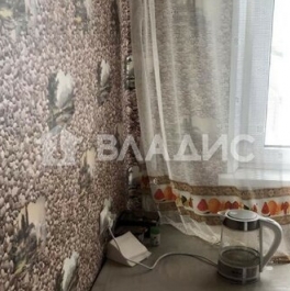 Продажа 3-комн квартиры на вторичном рынке улица Хачатуряна,  д. 4