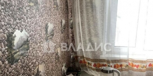 3-комн квартира улица Хачатуряна,  д. 4