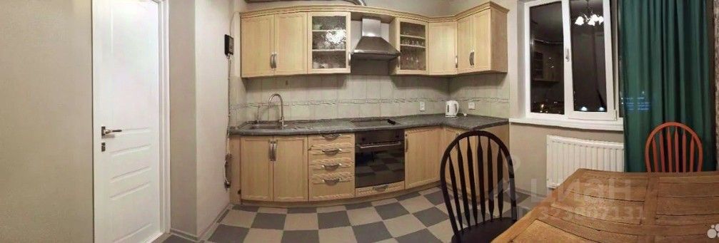 Аренда 3-комн квартиры на вторичном рынке улица Хошимина, 11к1