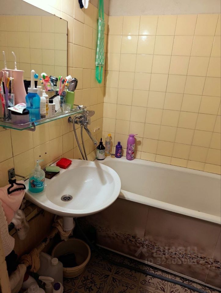 Продажа 1-комн квартиры на вторичном рынке улица Коненкова, 21