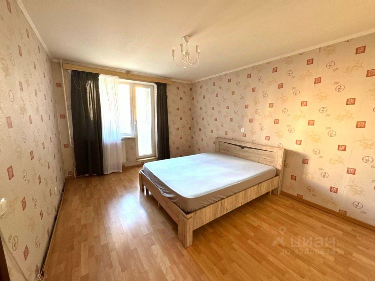 Продажа 2-комн квартиры на вторичном рынке Богатырский проспект, 30К1