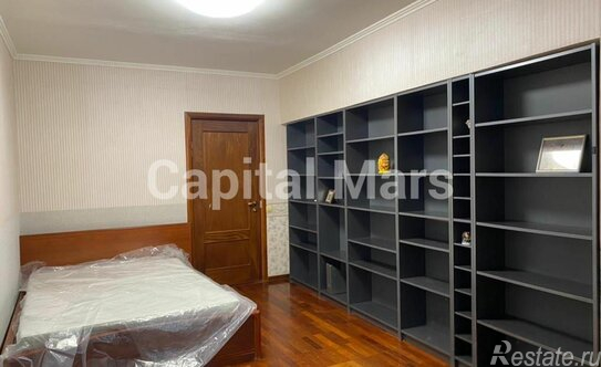 Аренда 3-комн квартиры на вторичном рынке Радиаторская 1-я ул,  д. 3