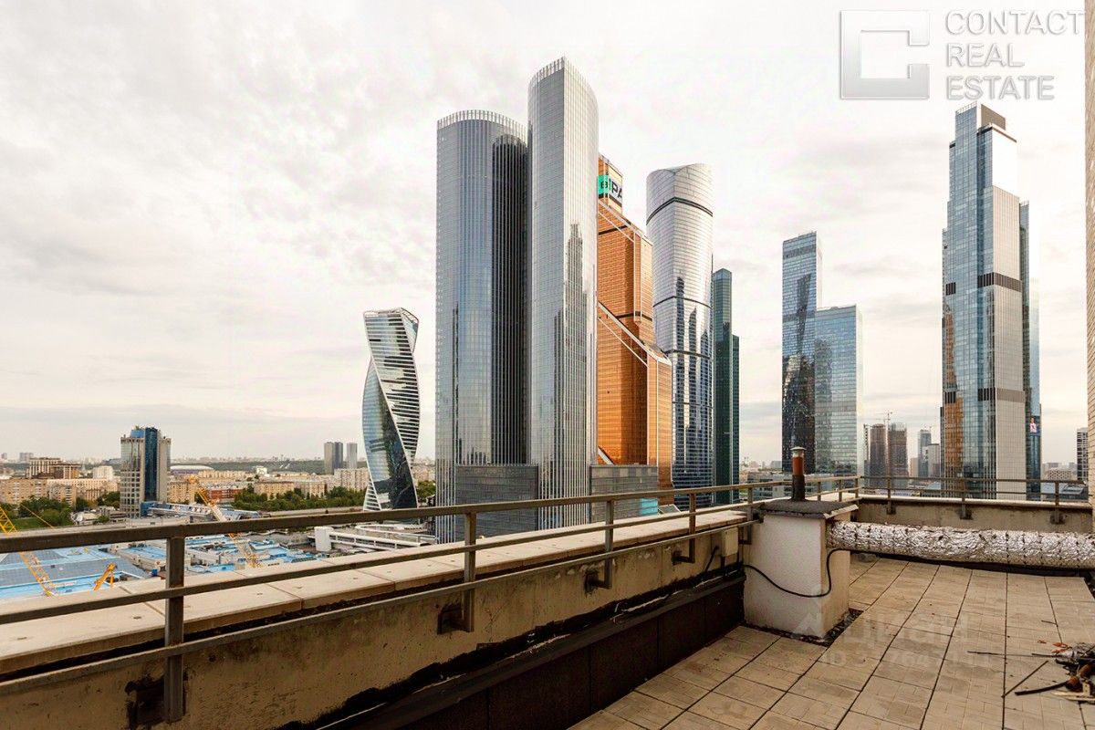 Продажа 4-комн квартиры на вторичном рынке Мантулинская улица, 9к5