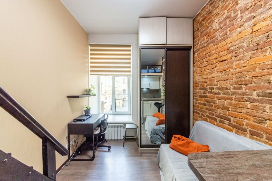 Продажа студии Кадетская линия,  д. 31