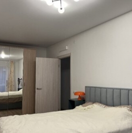 Продажа 4-комн квартиры на вторичном рынке ул Михайлова,  д. 30А,  к. 6