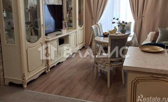 Продажа 3-комн квартиры на вторичном рынке улица Александры Монаховой,  д. 84 к4