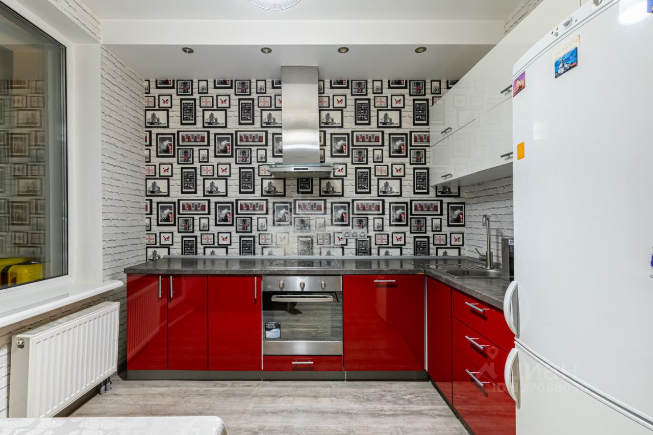 Продажа 1-комн квартиры на вторичном рынке Полтавский проезд, 2