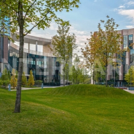 Продажа 2-комн квартиры на вторичном рынке Одинцовский городской округ, Весенняя улица,  д. 2 к1