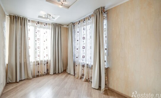 Продажа 2-комн квартиры на вторичном рынке ул Хасанская,  д. 10,  к. 2