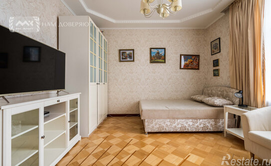 Продажа 4-комн квартиры на вторичном рынке Бассейная ул,  д. 27