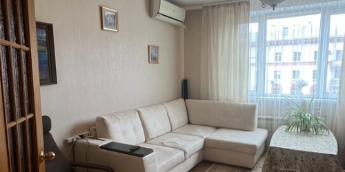 3-комн квартира ул Острякова,  д. 9