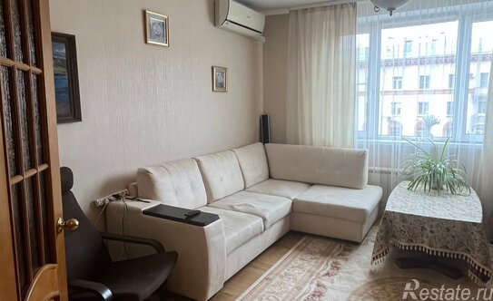 Продажа 3-комн квартиры на вторичном рынке ул Острякова,  д. 9