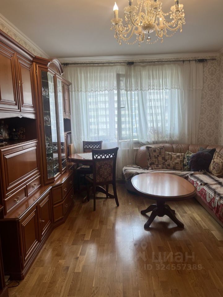Продажа 2-комн квартиры на вторичном рынке улица Лобачевского, 6