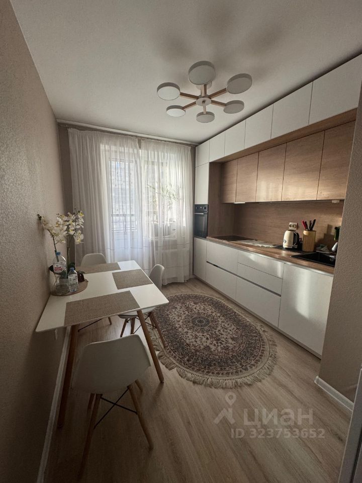 Аренда 1-комн квартиры на вторичном рынке улица Русановская, 18к6