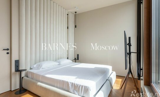 Продажа 3-комн квартиры на вторичном рынке 20-я линия,  д. 5