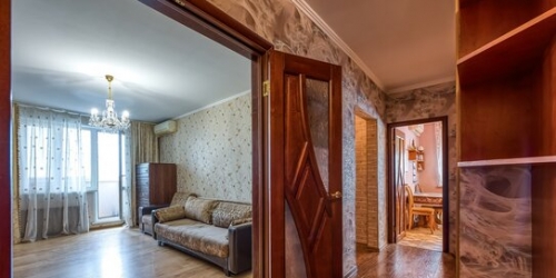 3-комн квартира Белозерская улица,  д. 17