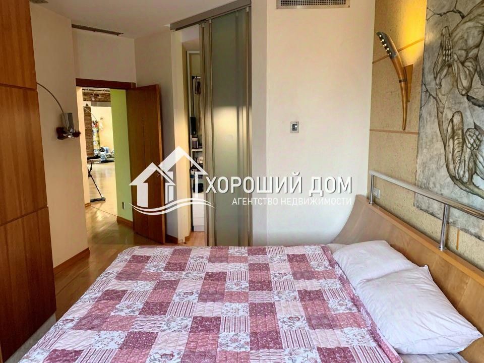 Продажа 3-комн квартиры на вторичном рынке улица Куусинена, 21А