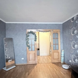 Продажа 3-комн квартиры на вторичном рынке Энгельса пр-кт,  д. 134 к3
