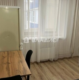 Продажа 1-комн квартиры на вторичном рынке Тельмана, ул Октябрьская,  д. 3