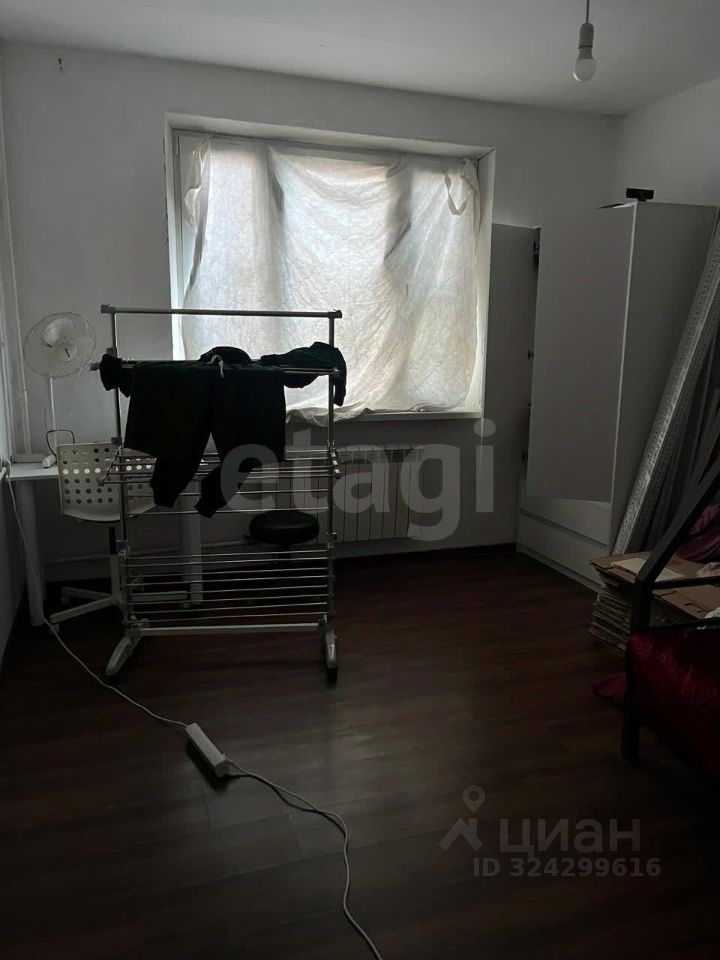 Продажа 3-комн квартиры на вторичном рынке д. Малые Вяземы, Петровское шоссе, 1