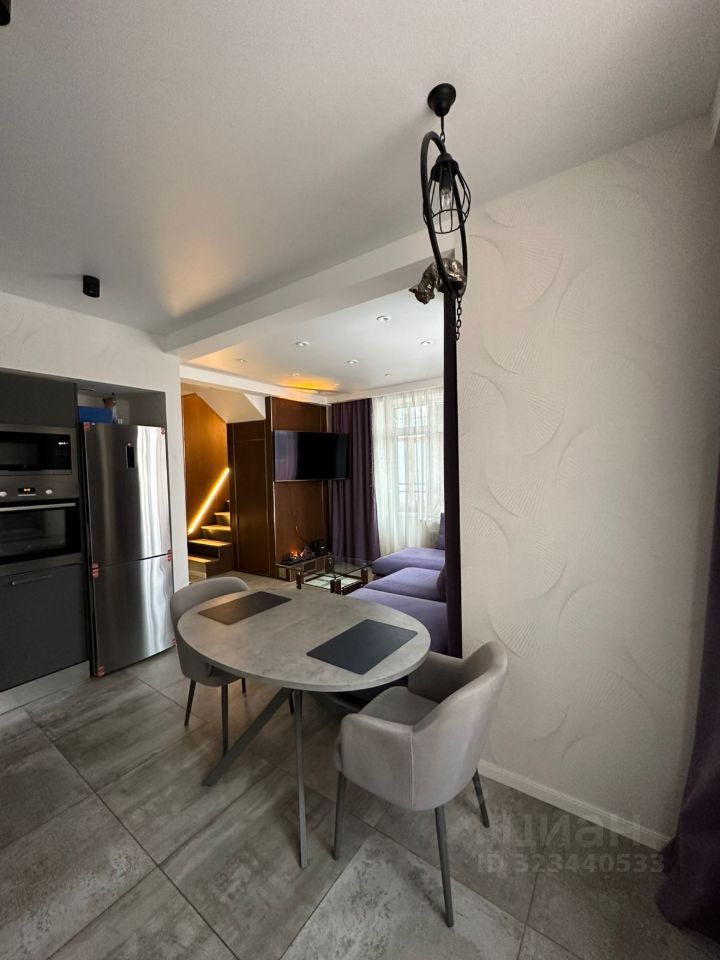 Продажа 5-комн квартиры на вторичном рынке Сабурово пгт, улица Парковая, 14