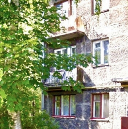 Продажа 1-комн квартиры на вторичном рынке Кооперативная улица,  д. 8