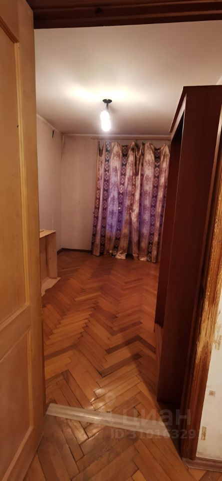 Продажа 2-комн квартиры на вторичном рынке Одинцово, улица Маршала Жукова, 13