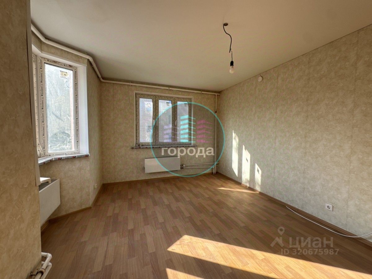 Продажа 3-комн квартиры на вторичном рынке Михнево пгт, улица Советская, 33