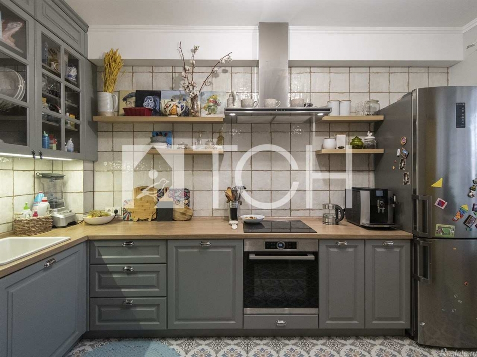 Продажа 2-комн квартиры на вторичном рынке Королев, Фрунзе ул, 1б