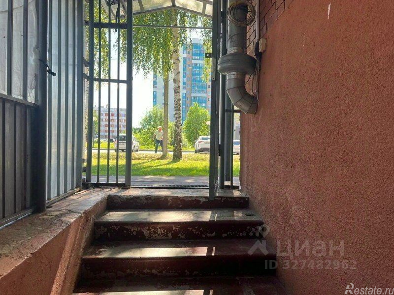 Аренда торгового помещения Им Свердлова пгт, Западный проезд,  д. 2/2