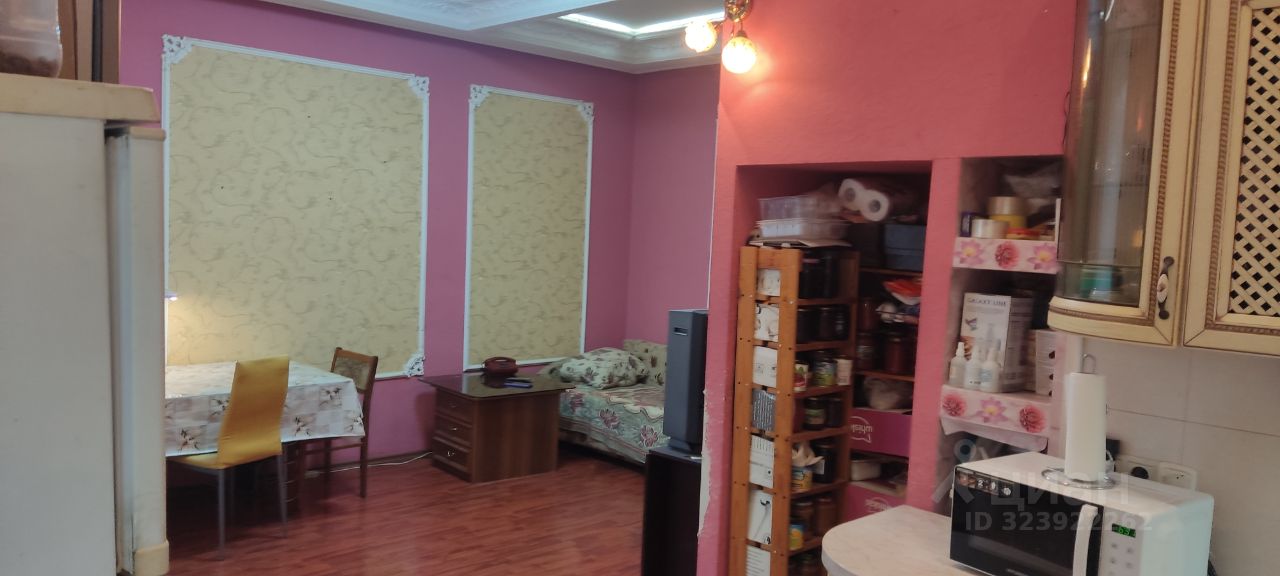 Продажа 3-комн квартиры на вторичном рынке улица Михайлова, 17