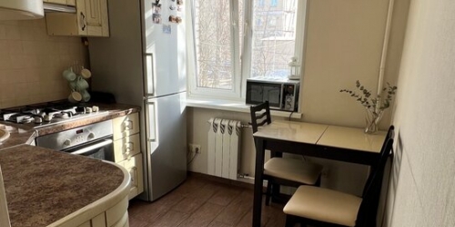 2-комн квартира улица Артюхиной,  д. 2А